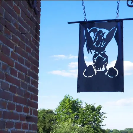 Le Coq A L'ane Holiday home *